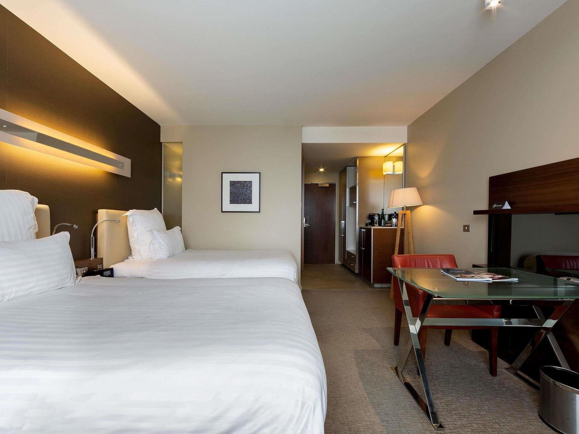 Executive King Suite with Spa Bath - Lounge Access